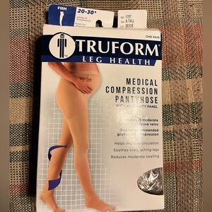Truform 20-30 mmHg Maternity Compression Pantyhose W/PANEL Support Beig XTall NW